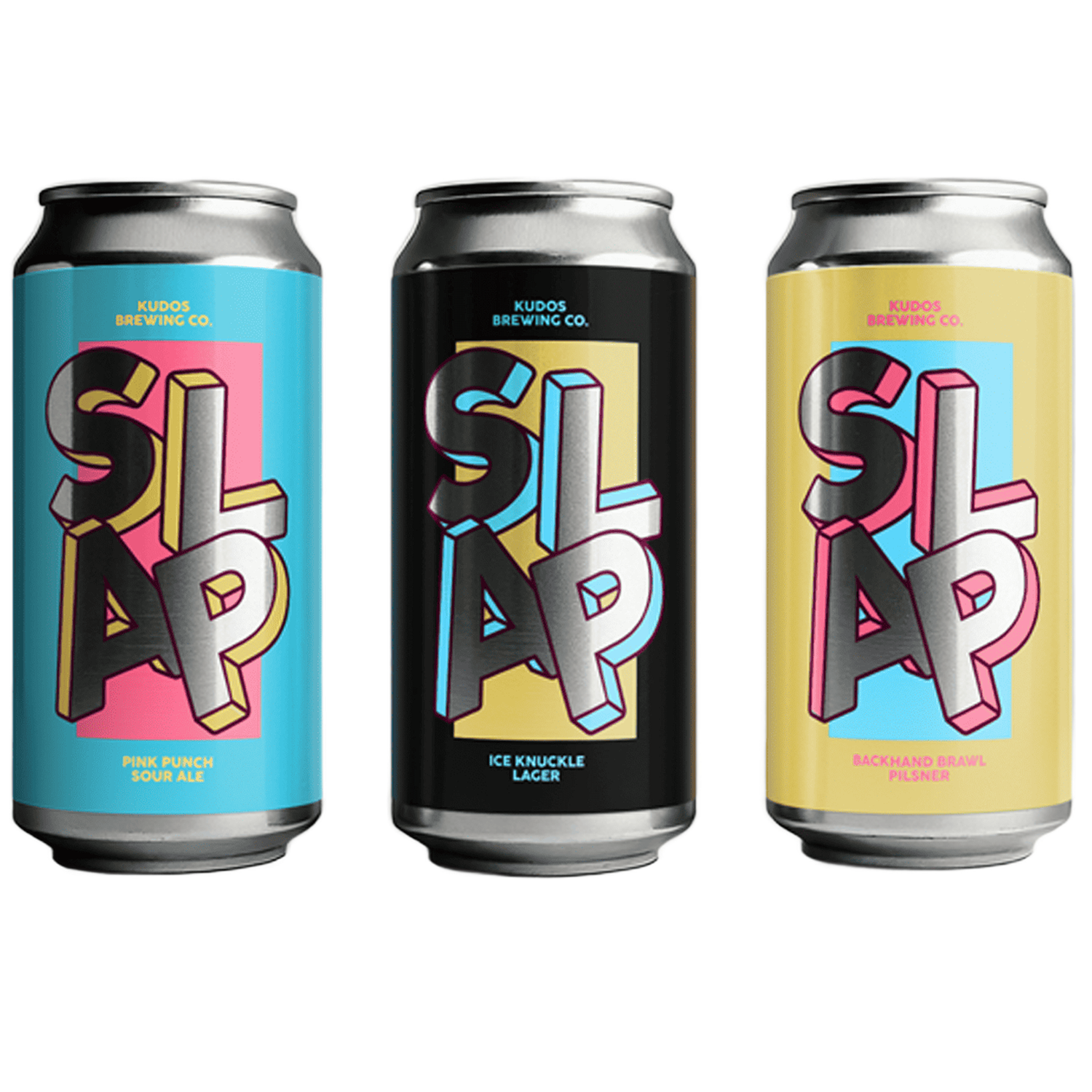 Tre lattine di birra con etichette personalizzate per le birre SLAP di Kudos Brewing Co., con scritte audaci in finitura argento metallizzato